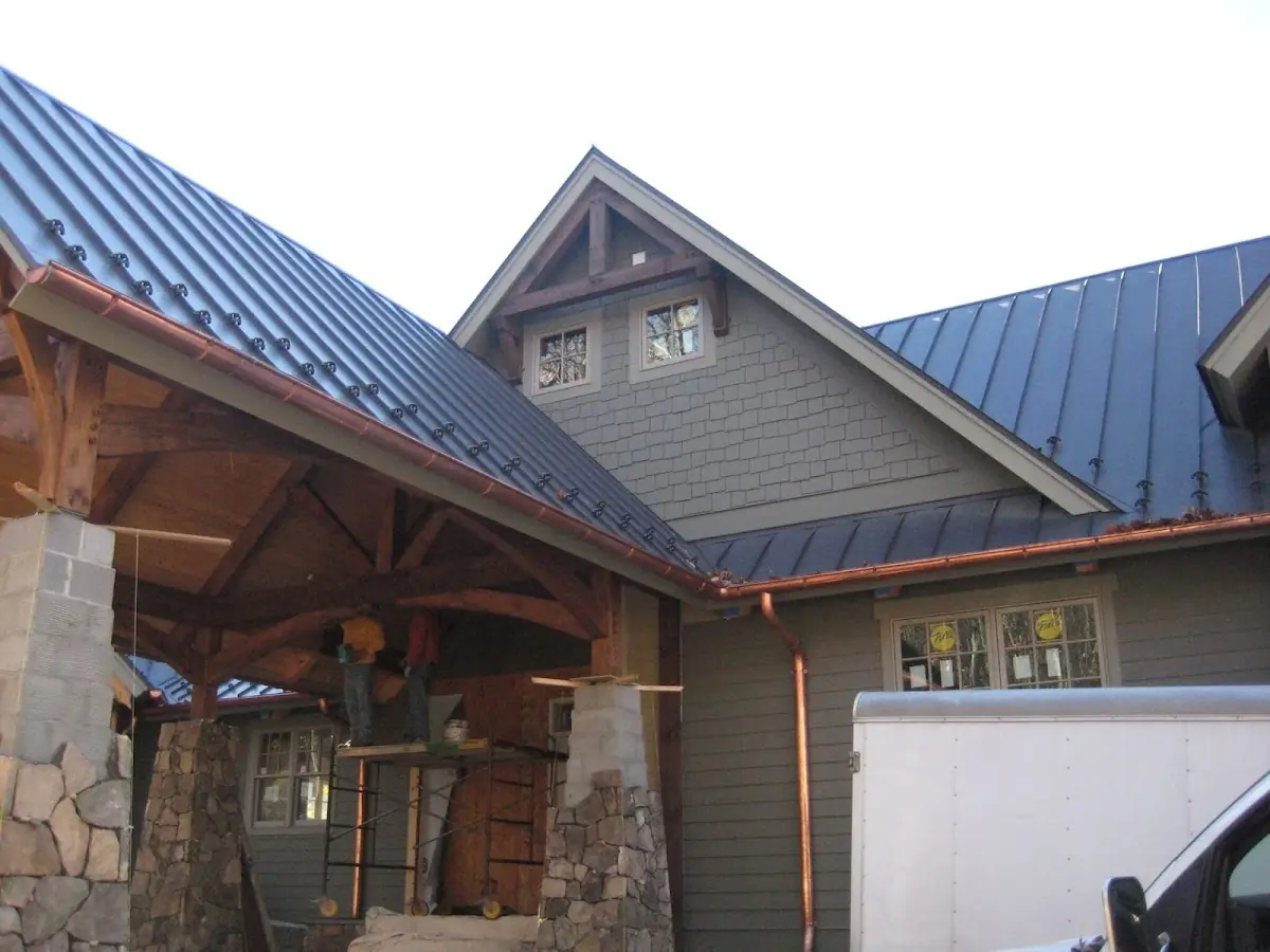 Craftsman Roofing team delivering quality roofing work in Fish Creek Landing